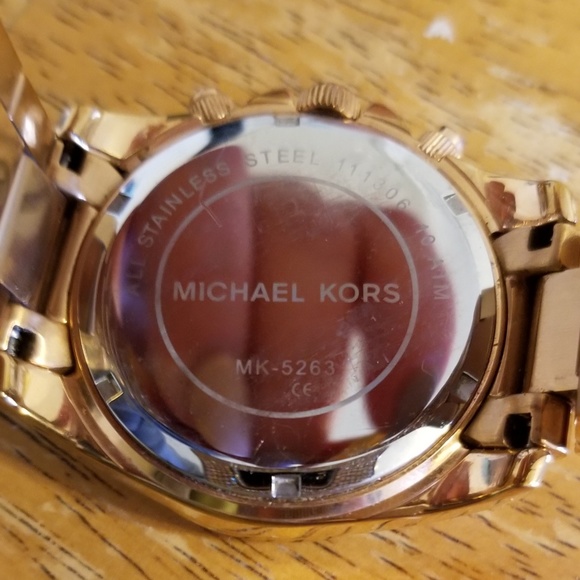 Michael Kors watch - Picture 5 of 5